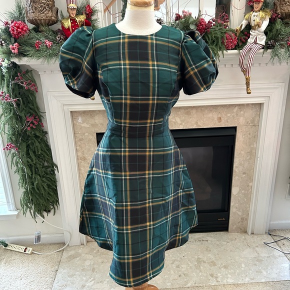 Clover and Sloan Plaid Puff Sleeve Cocktail Dress - Picture 2 of 9